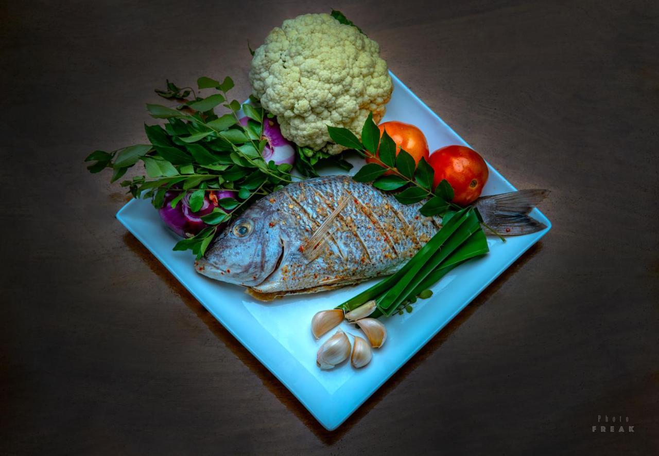 Hotel Athina & Restaurant Chilaw Dış mekan fotoğraf