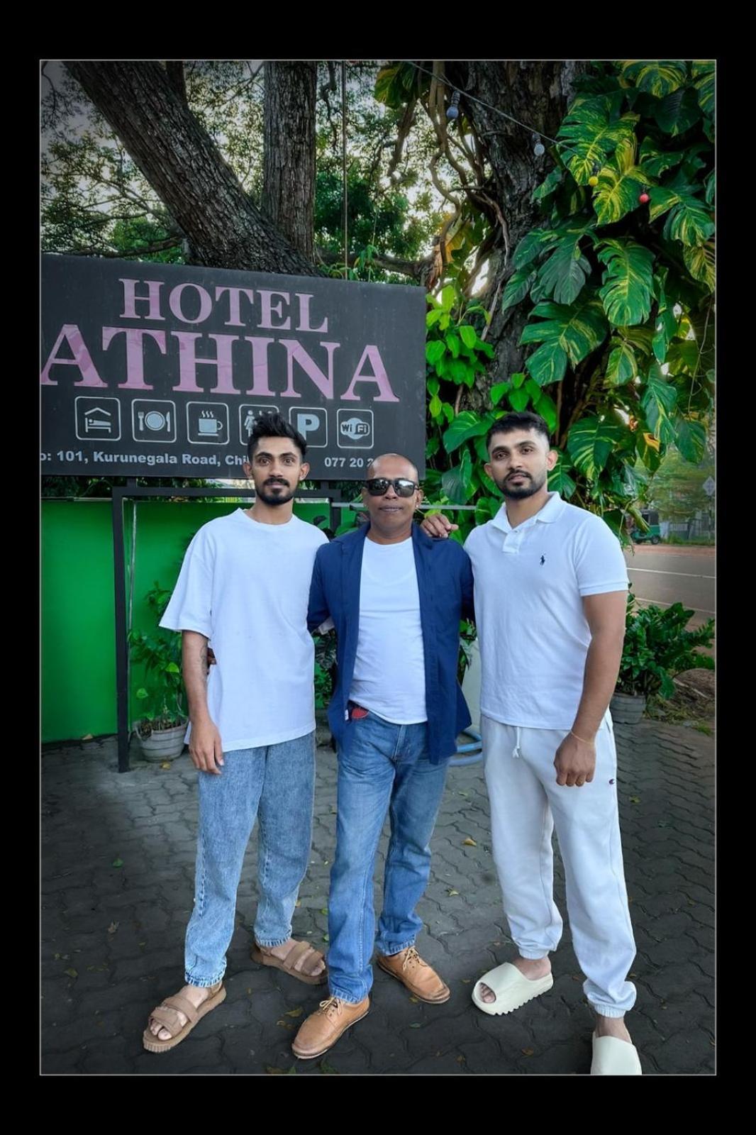 Hotel Athina & Restaurant Chilaw Dış mekan fotoğraf