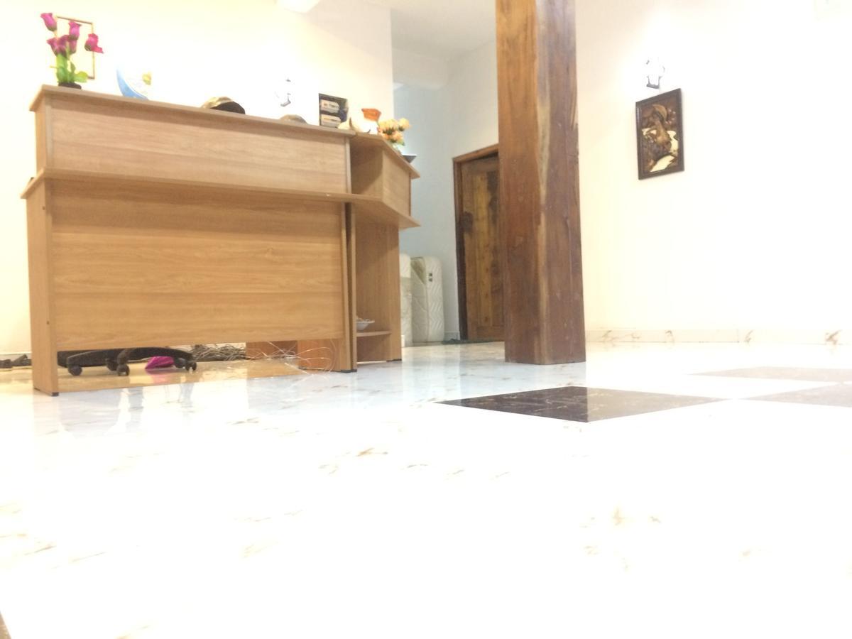 Hotel Athina & Restaurant Chilaw Dış mekan fotoğraf